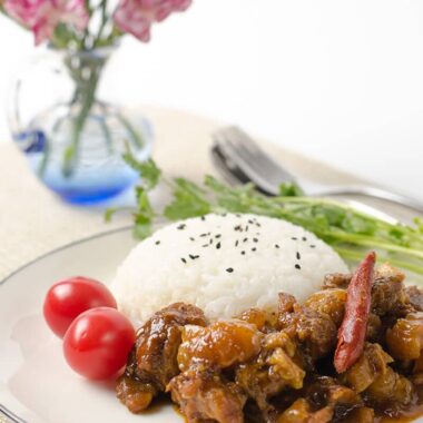 Mom's best beef stew with tendon | Omnivore's Cookbook
